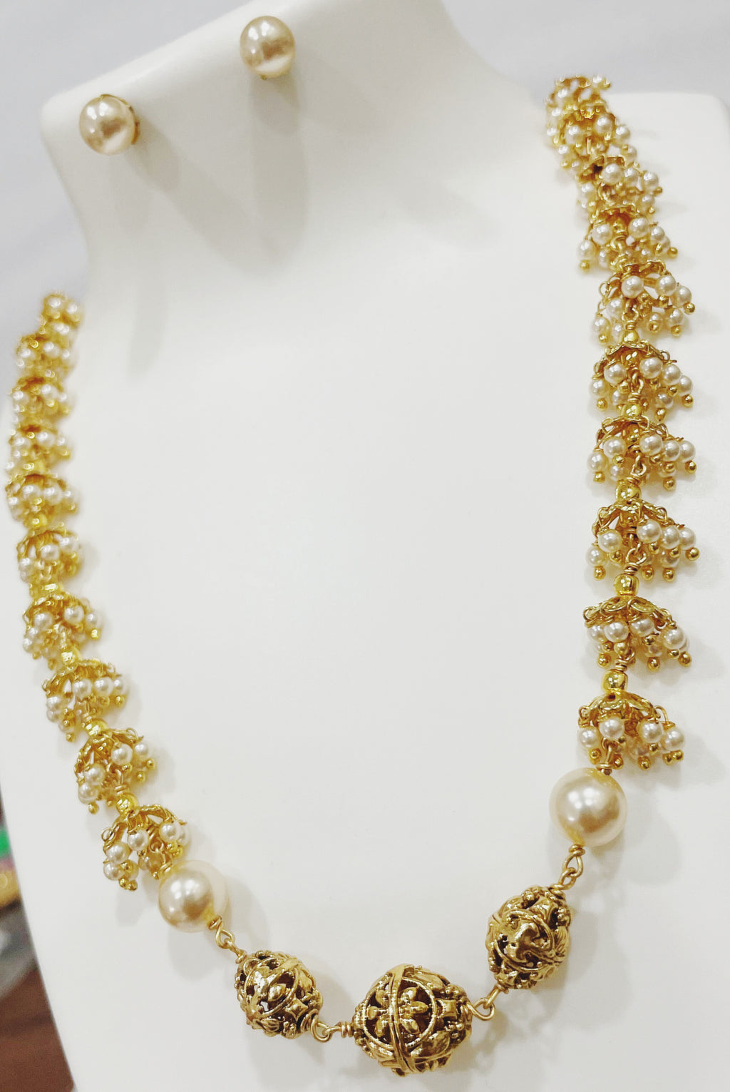 Moti Ghumti Haar with Tops m346