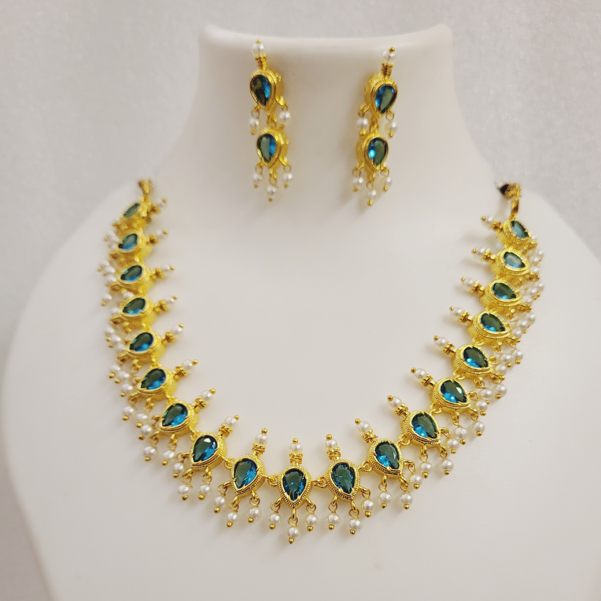 Turquoise Blue Panadi Haar Necklace Set m621