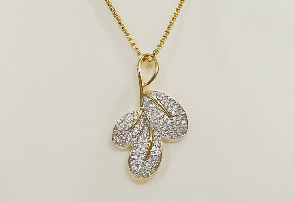 Mixed Polish Leaf Locket Set m400