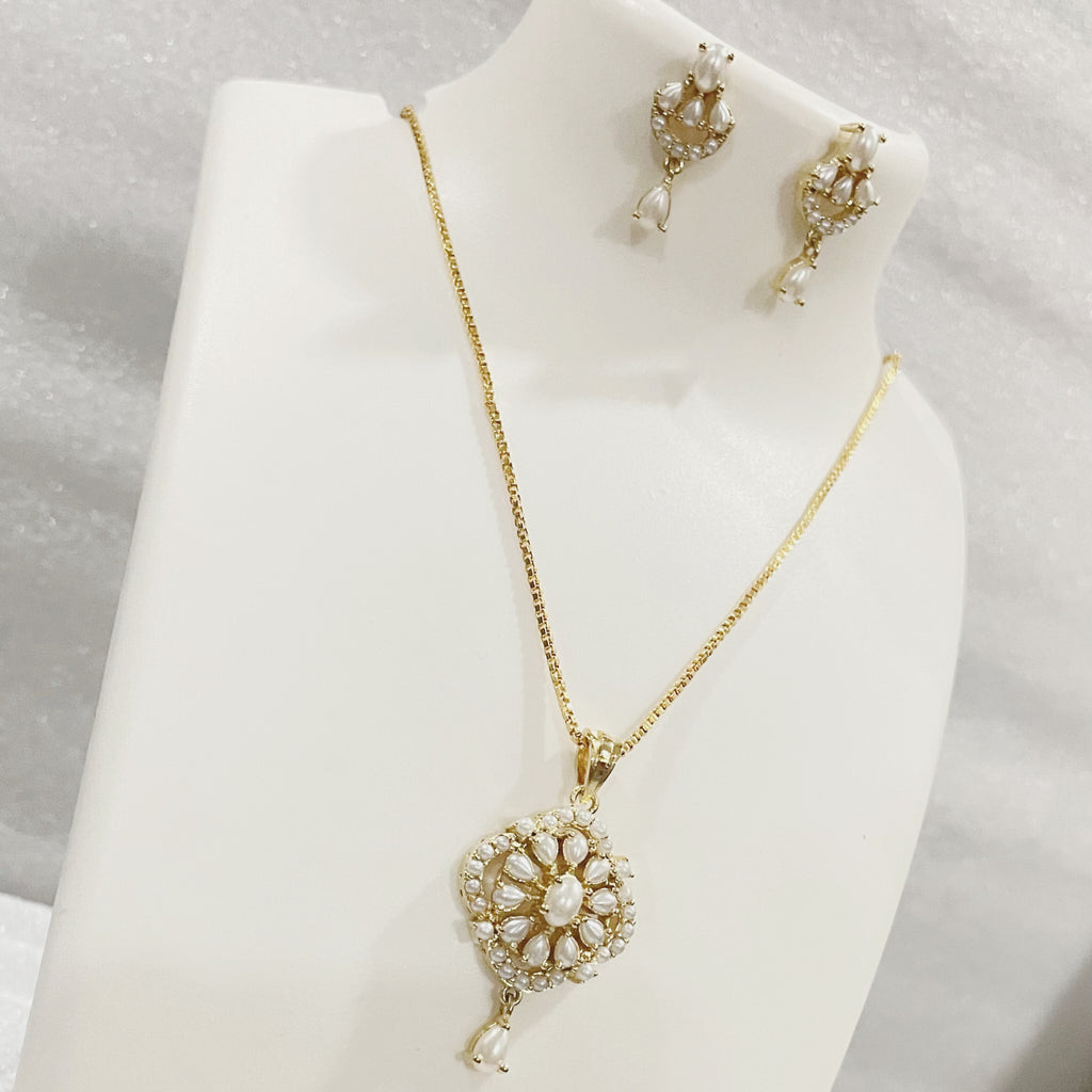 Moti Locket set + chain m370 370