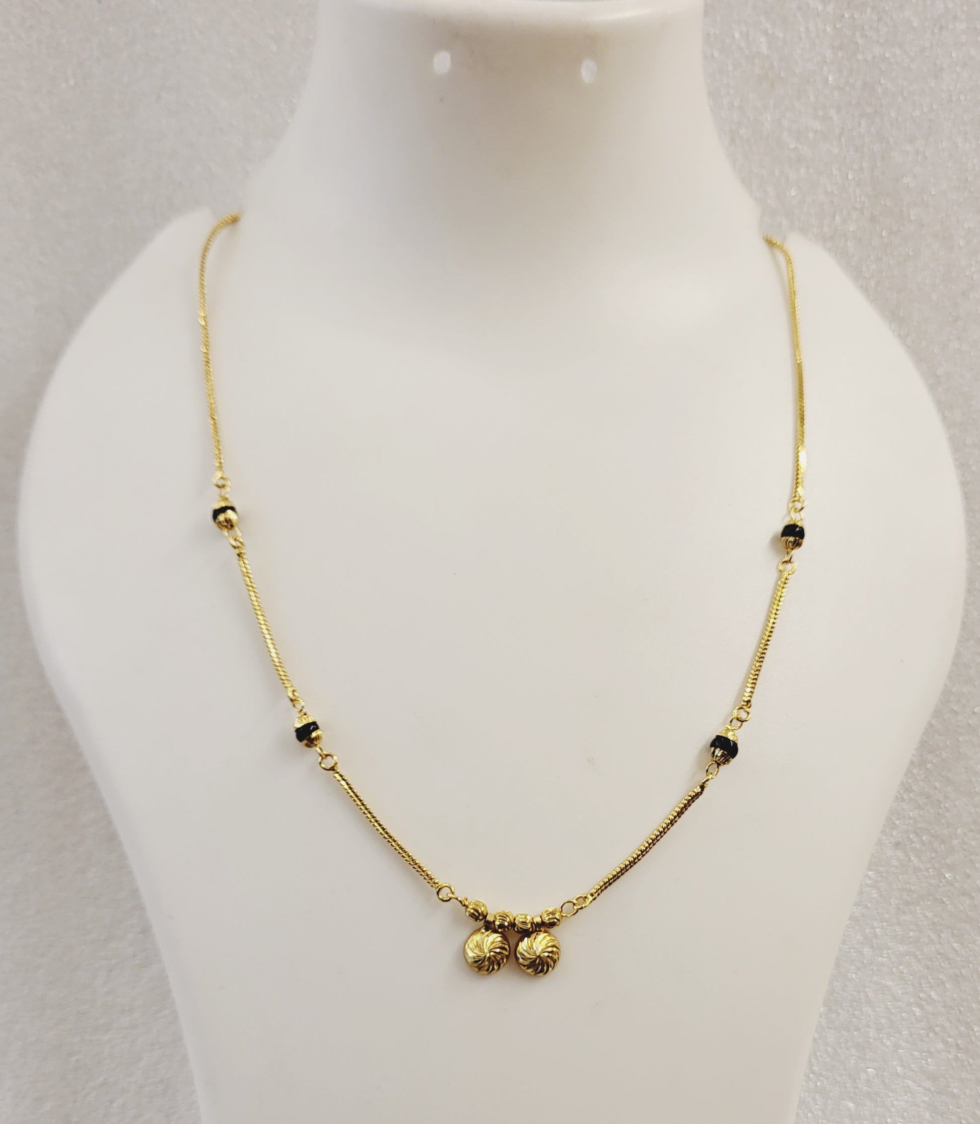 Delicate Short Mangalsutra m661 661