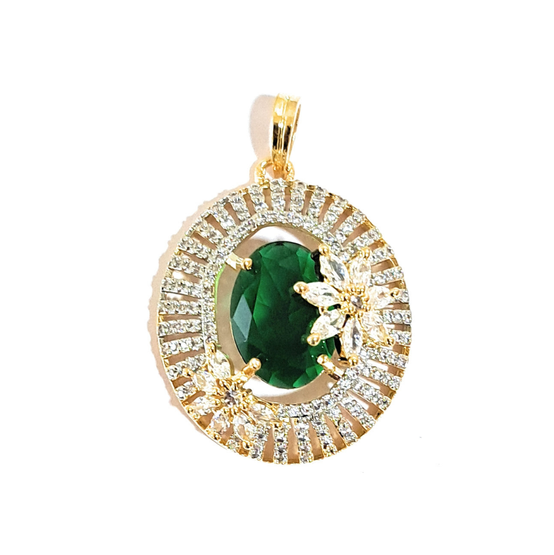 Oval Centre Piece And White American Diamond Locket Set