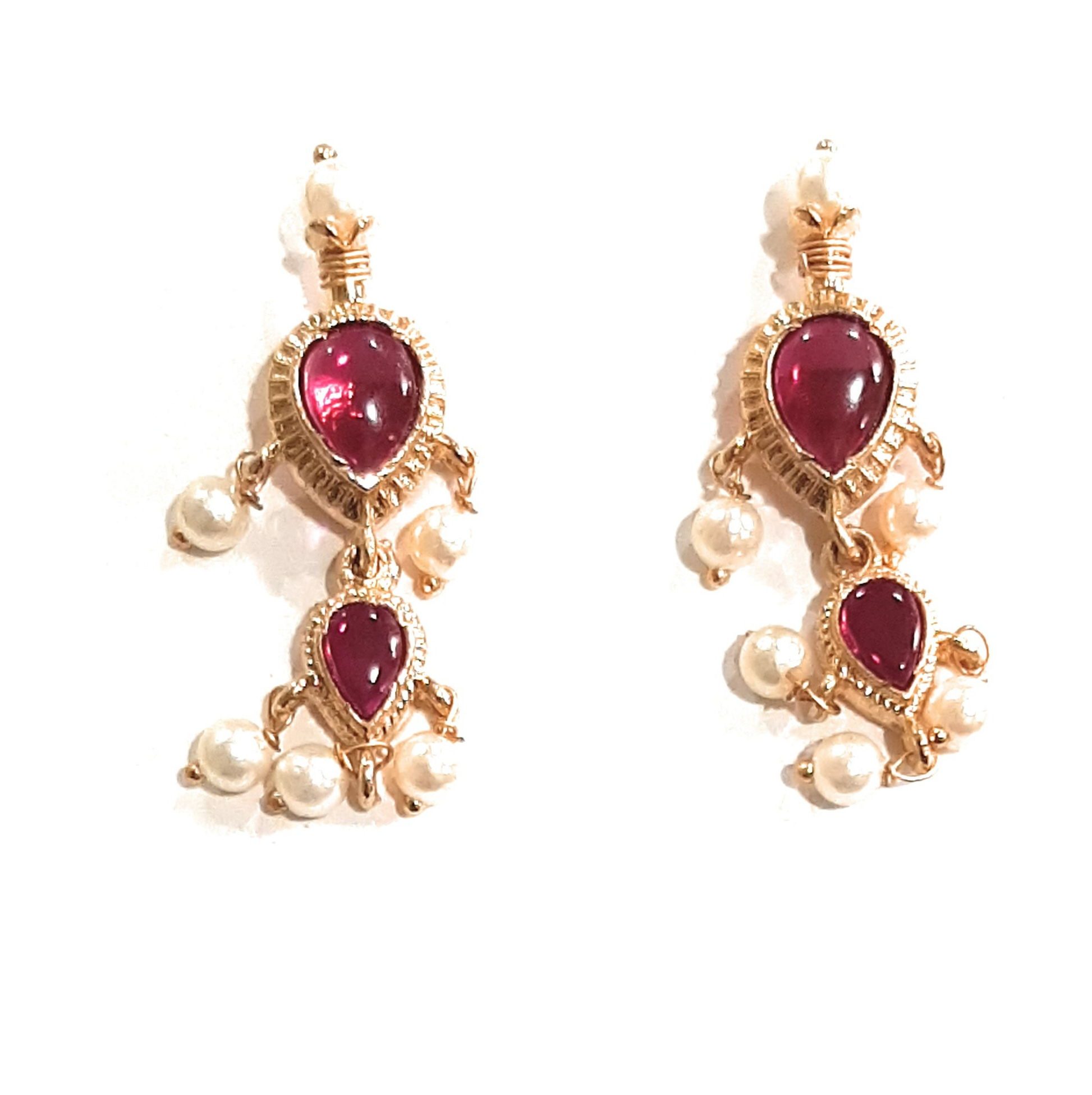 Red Uncut (Pota) Stones American Diamond Maharashtrian 7-leaves Tanmani Set