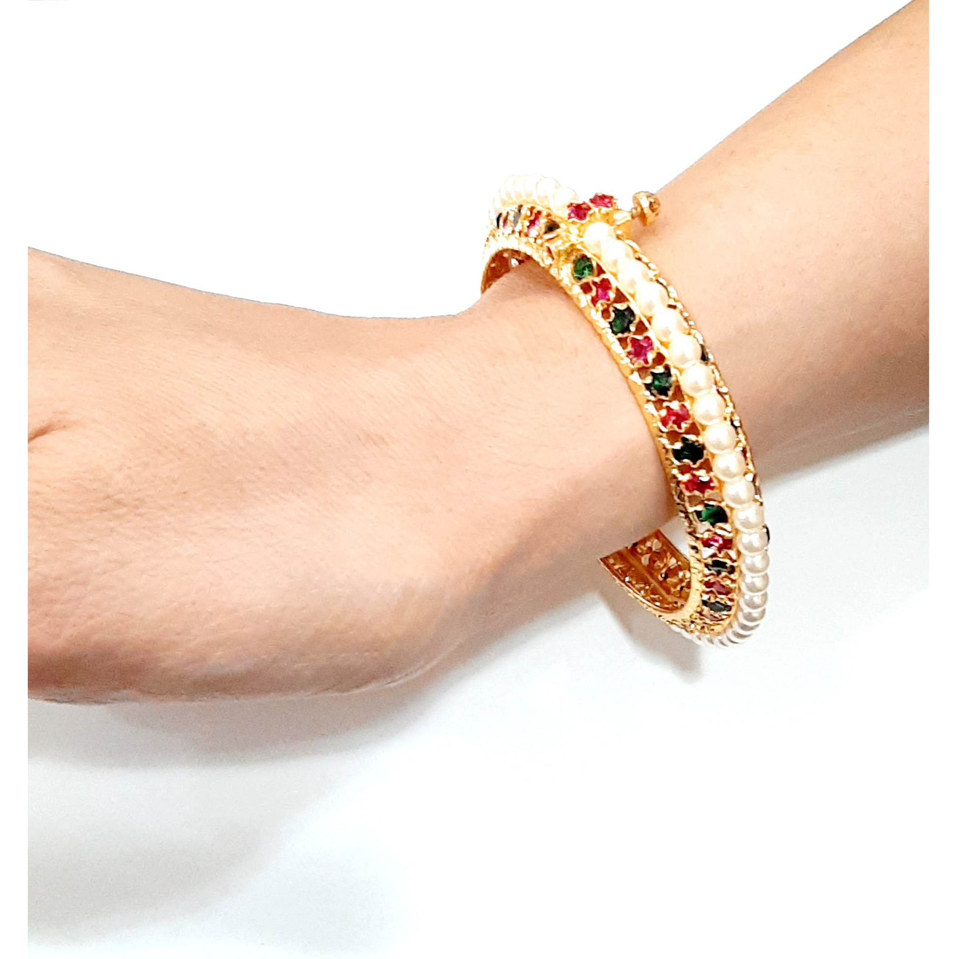 Red Green Traditional Maharashtrian Kalyani Tode
