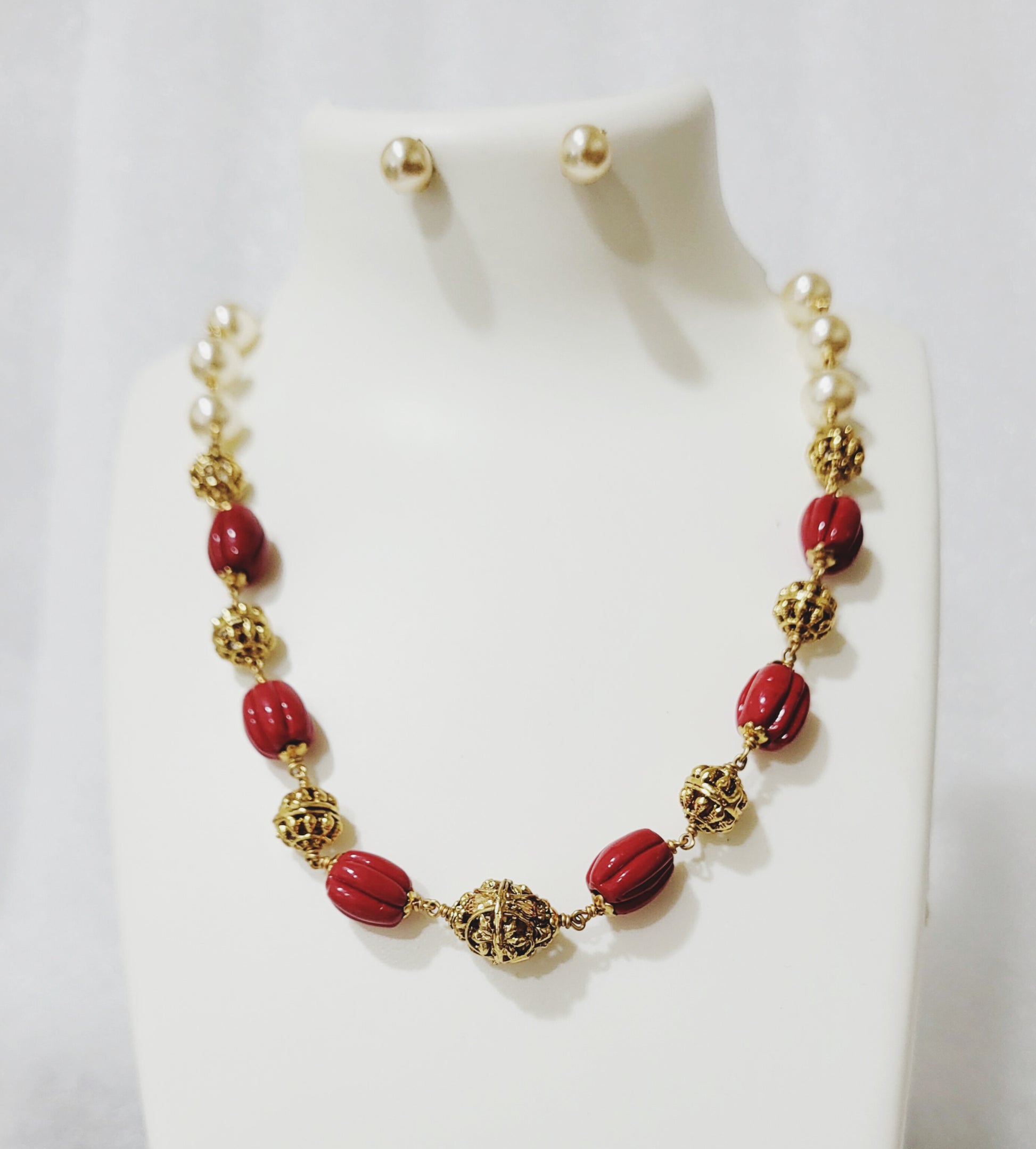 Antique Moti and Damaru Coral haar m368