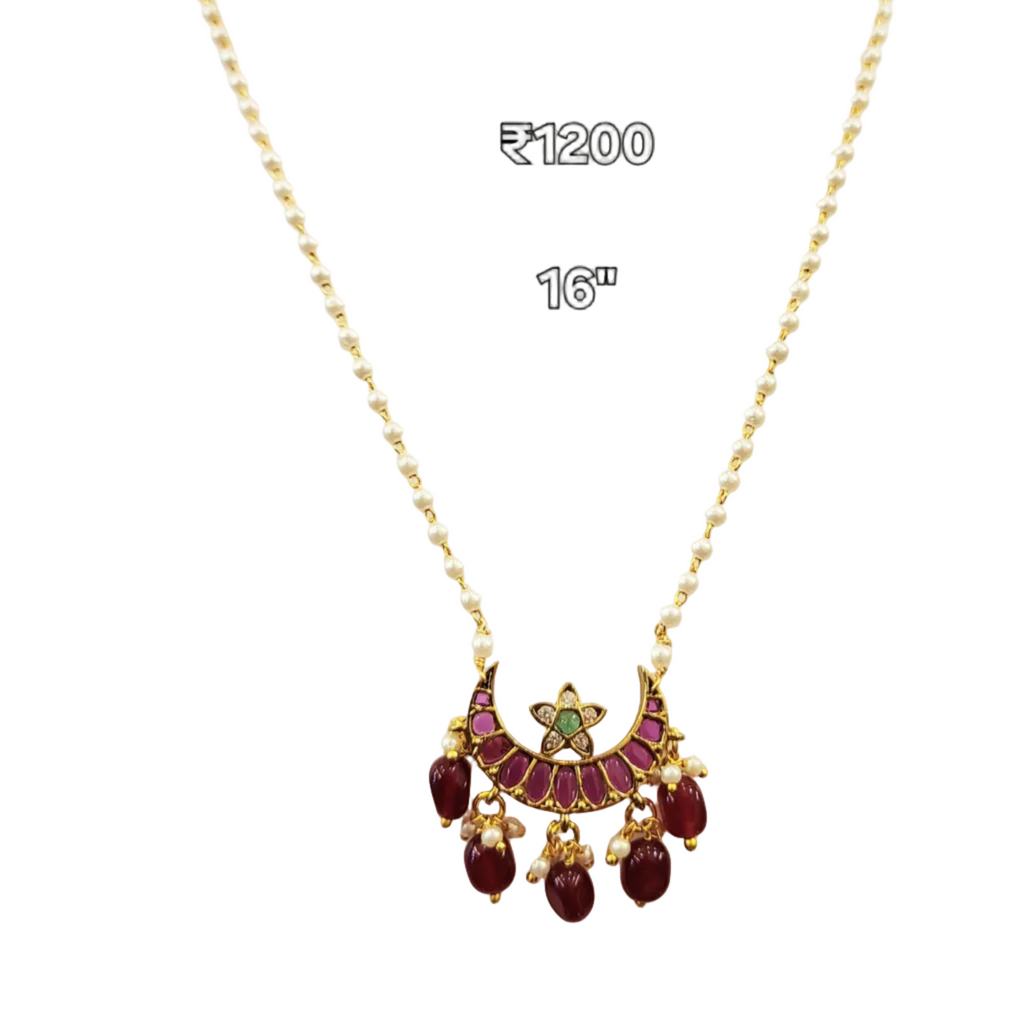 Chandrakor Set with Green White Star and Red Uncut Stones m545 545