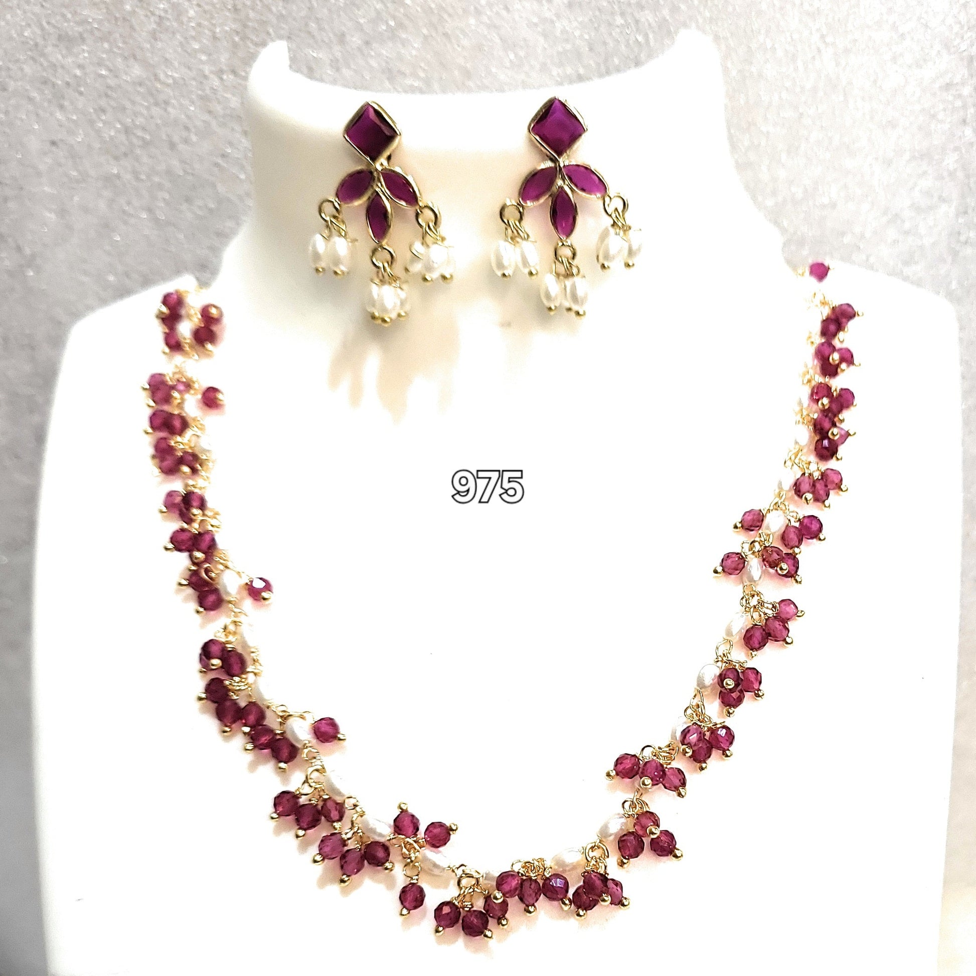 Delicate Rice Pearls Ruby Red Crystal Necklace m541 mAaKj541 541