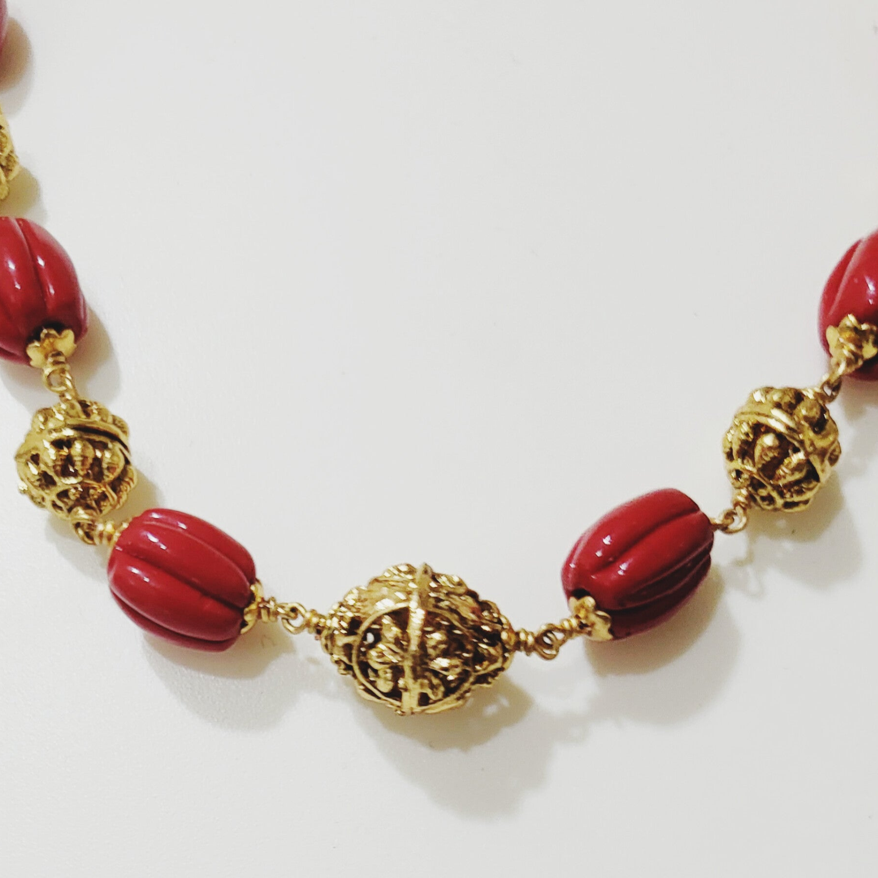 Antique Moti and Damaru Coral haar m368 368